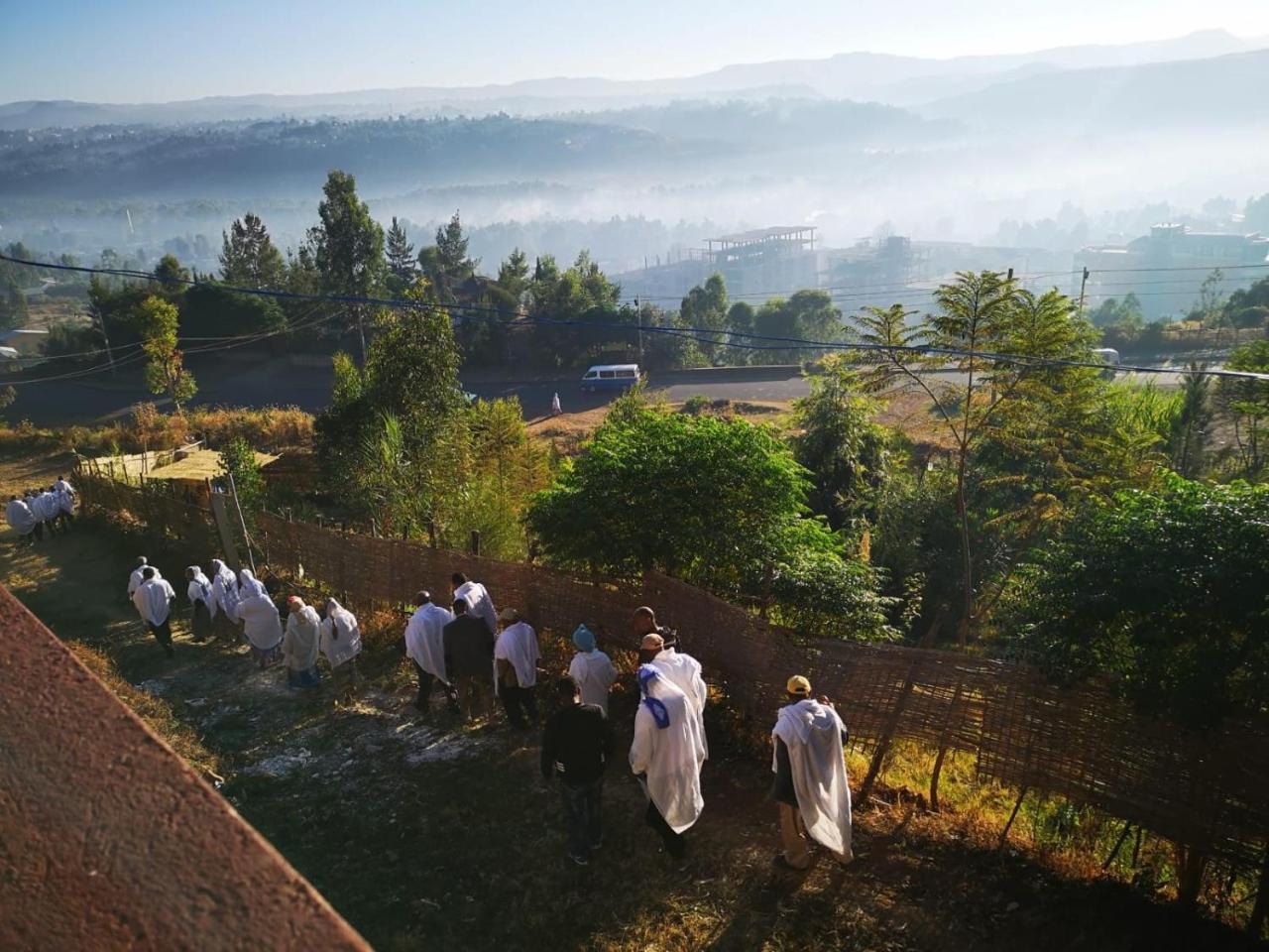 Хостел Gondar Backpackers Экстерьер фото